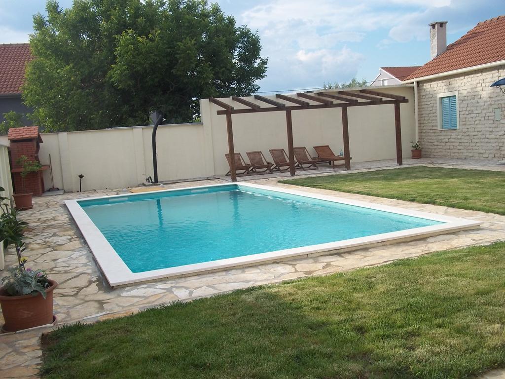 Villa Pistan Murvica  Esterno foto