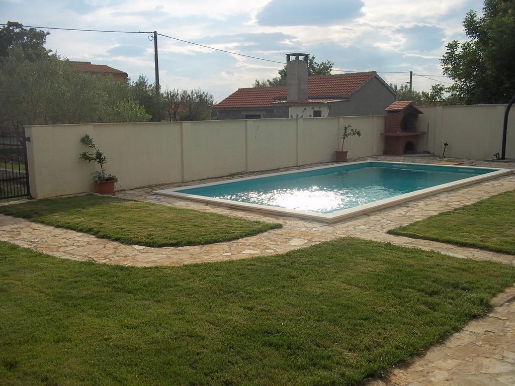 Villa Pistan Murvica  Esterno foto