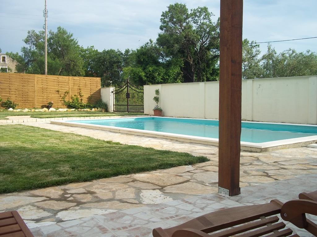 Villa Pistan Murvica  Esterno foto