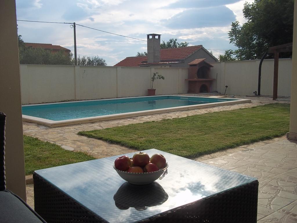 Villa Pistan Murvica  Esterno foto