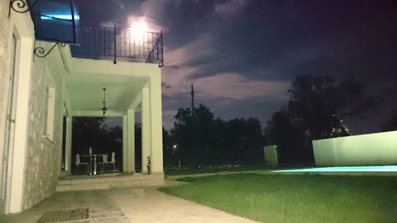 Villa Pistan Murvica  Esterno foto