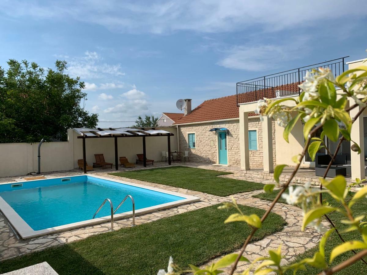 Villa Pistan Murvica  Esterno foto